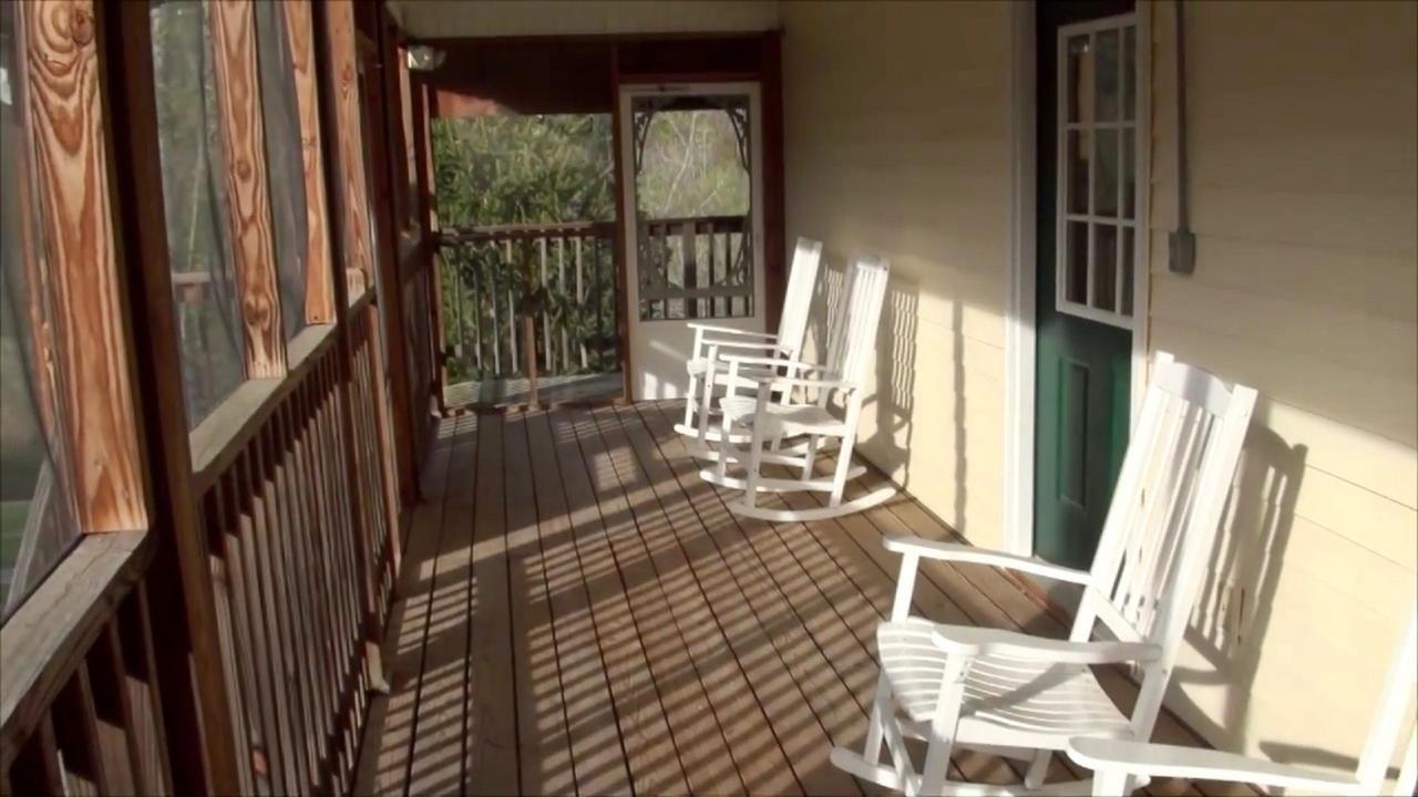 Cliff View Inn Covington Bagian luar foto